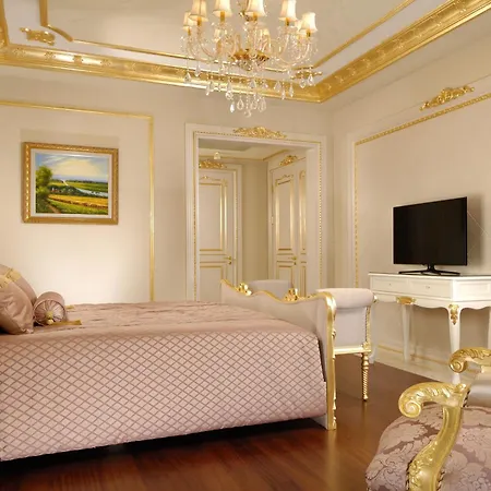 Курортный комплекс The Plaza Bodrum 5*
