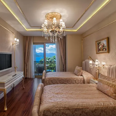 Курортный комплекс The Plaza Bodrum 5*