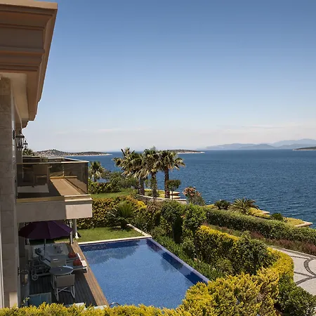 Курортный комплекс The Plaza Bodrum 5*