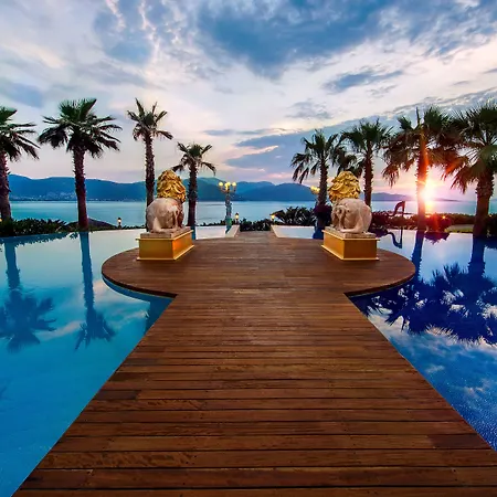 The Plaza Bodrum 5* Торба