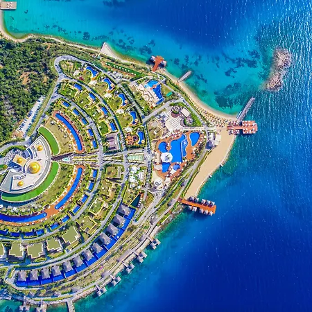 Курортный комплекс The Plaza Bodrum 5*